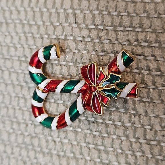 Candy Canes Brooch Pin Enamel Christmas Holiday Bow Holly - Picture 2 of 7